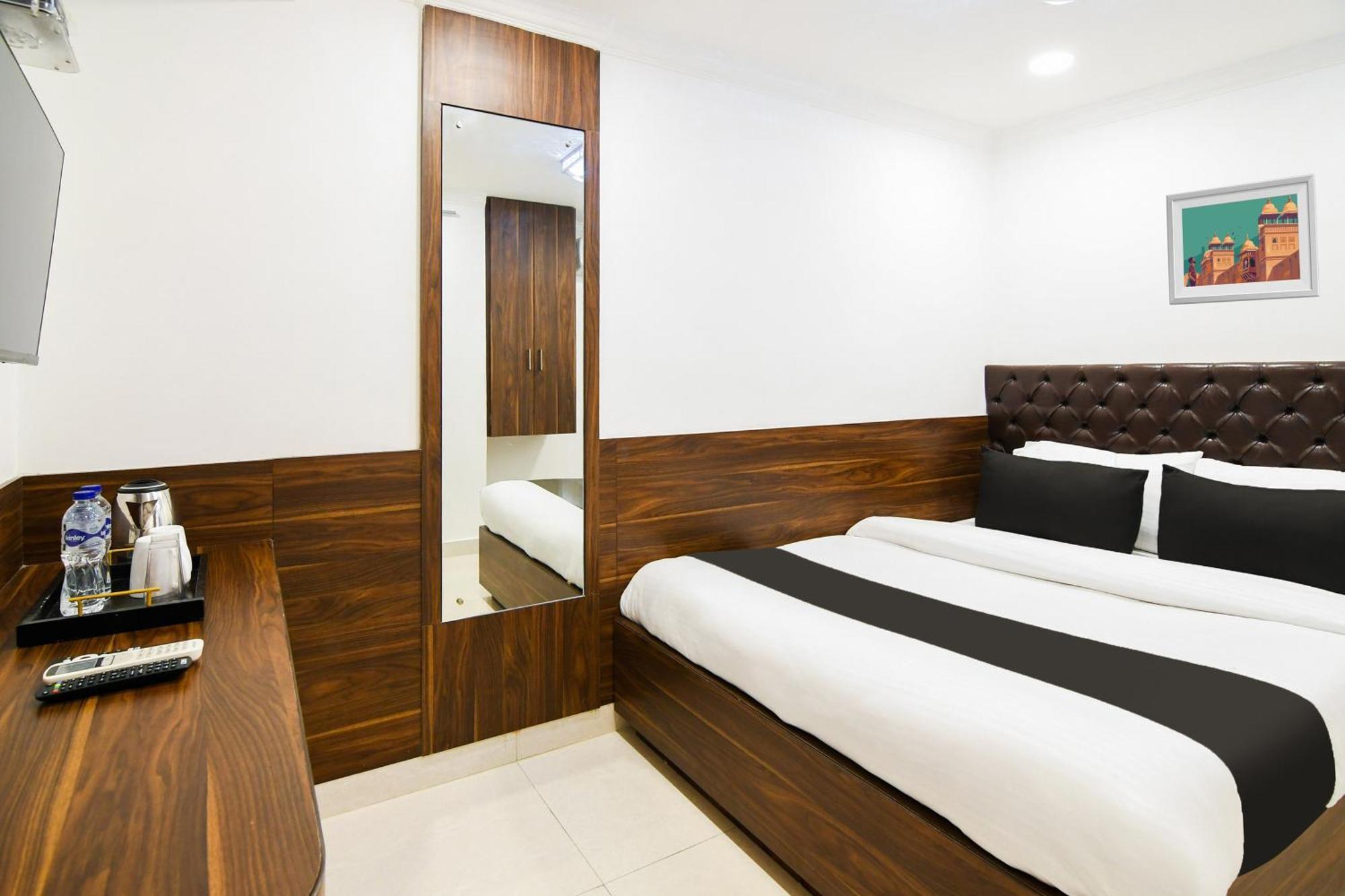 Super Hotel O Eminent Hotel Calcutta  Esterno foto