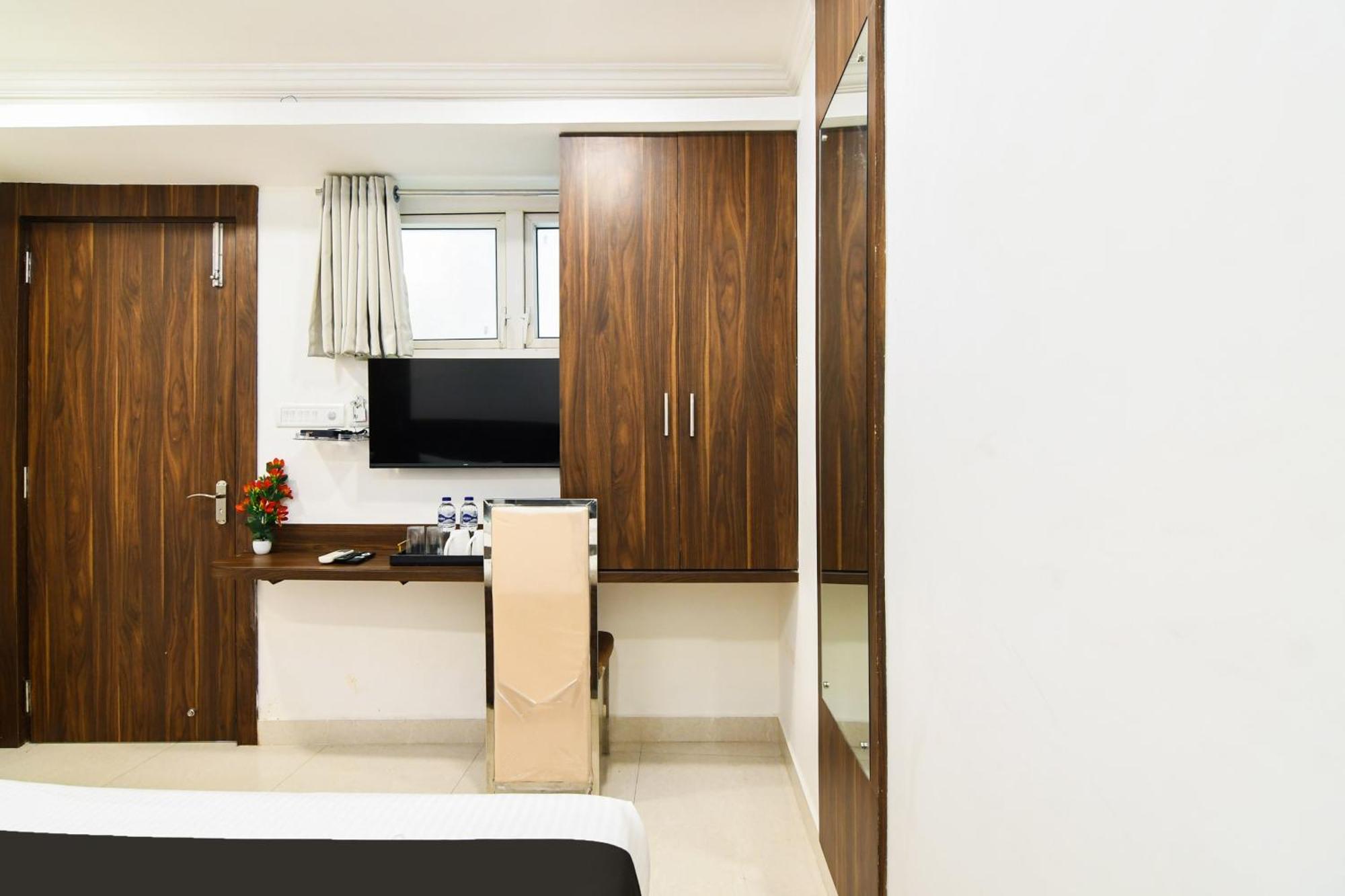 Super Hotel O Eminent Hotel Calcutta  Esterno foto