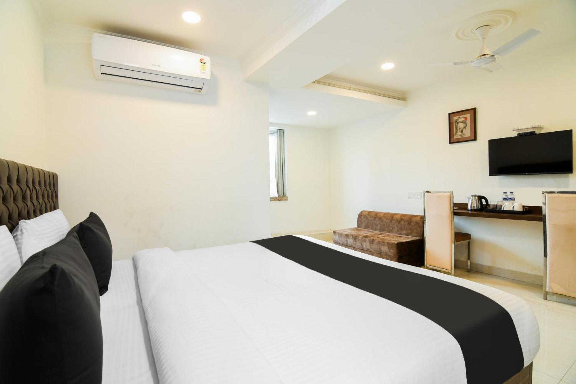 Super Hotel O Eminent Hotel Calcutta  Esterno foto