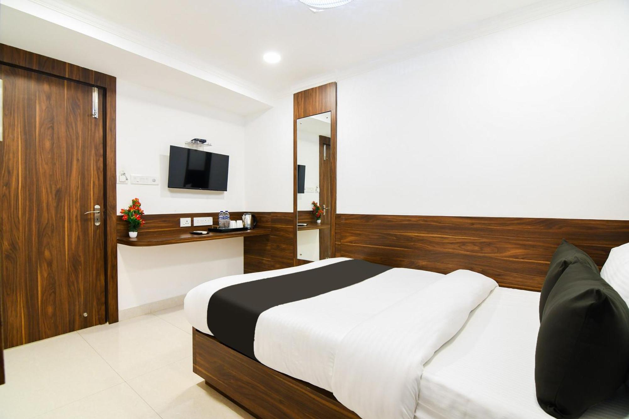 Super Hotel O Eminent Hotel Calcutta  Esterno foto